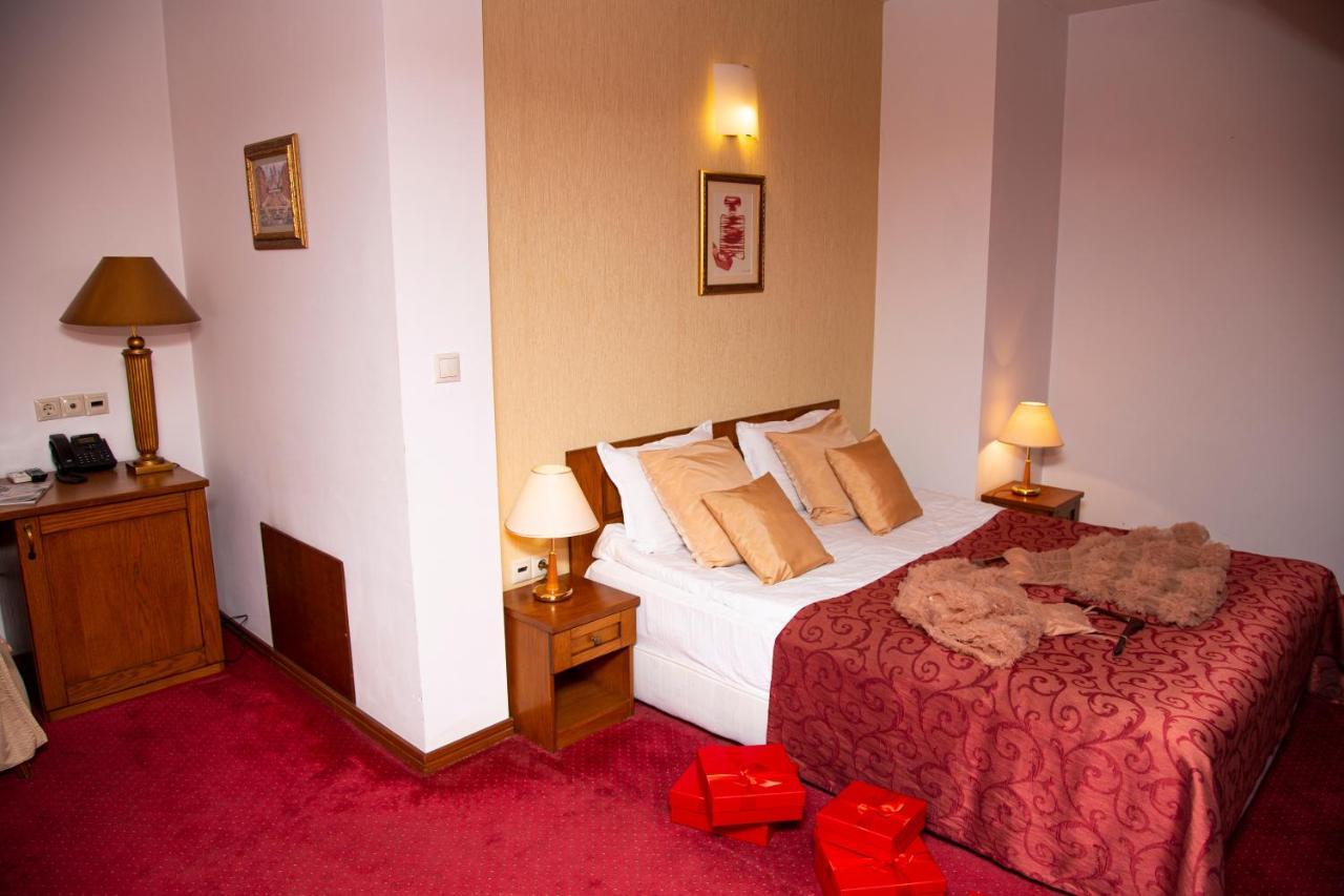 Mountain Boutique Family Hotel Devin Exteriör bild